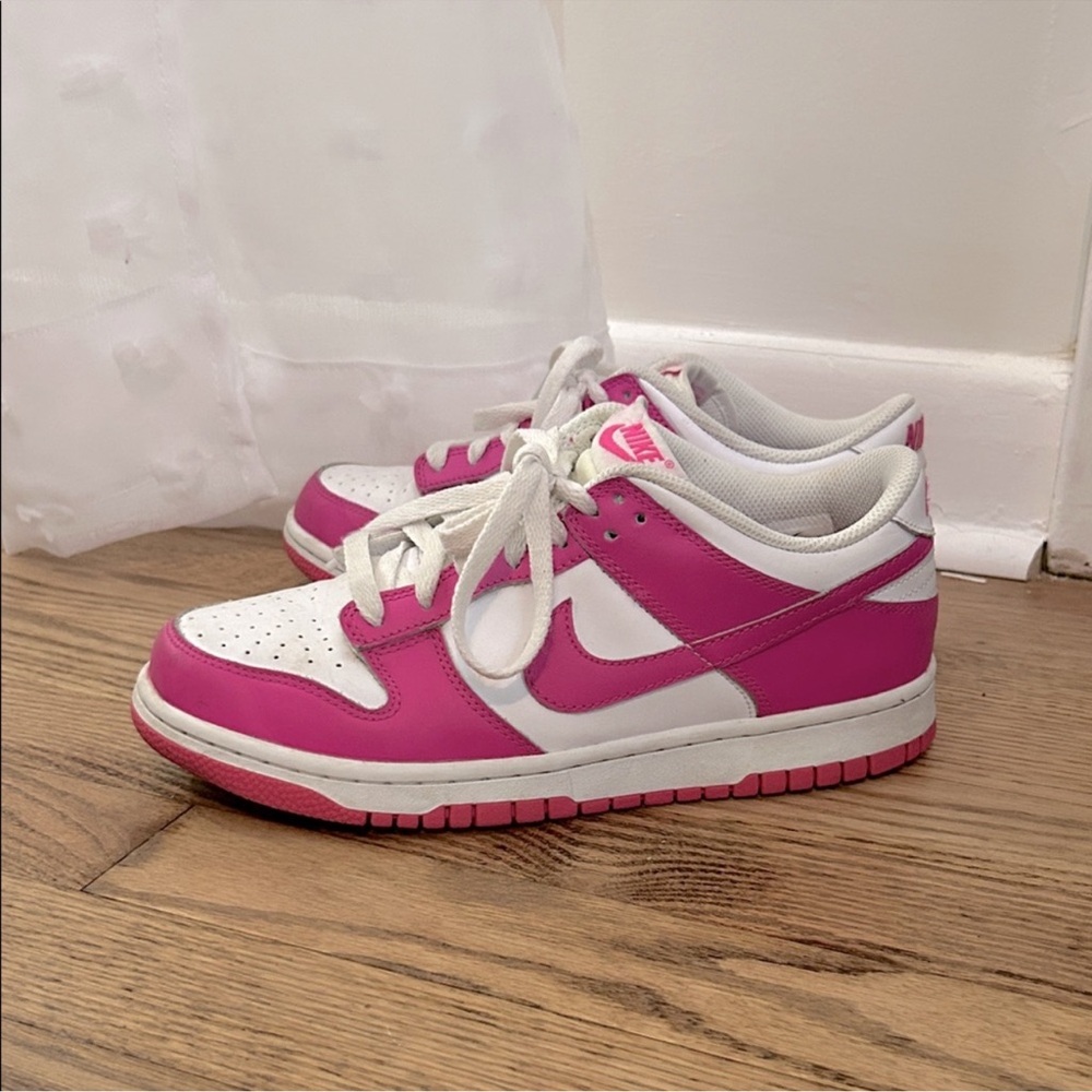 Nike Women's Fuchsia and White Sneakers